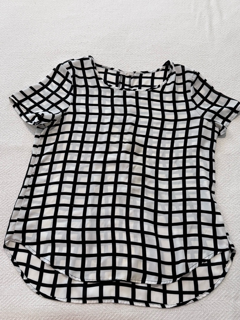Pleione Black & White Grid Short Sleeve Blouse